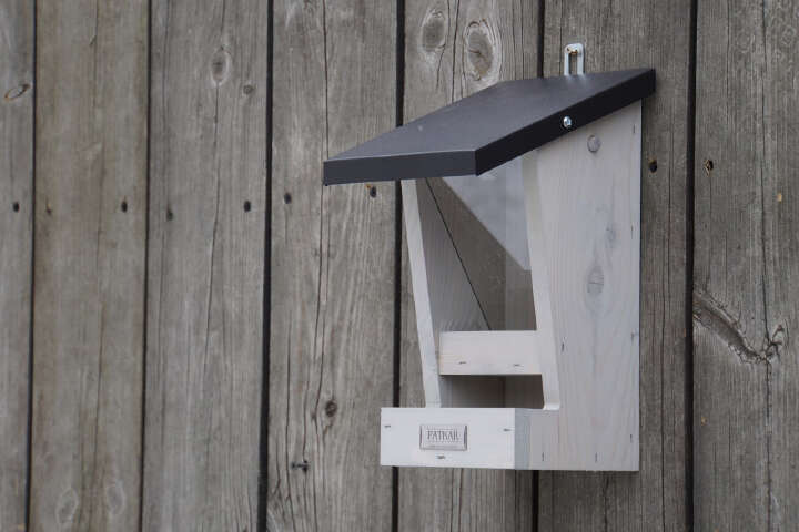 PATKAR Futterstelle Kiefernholz